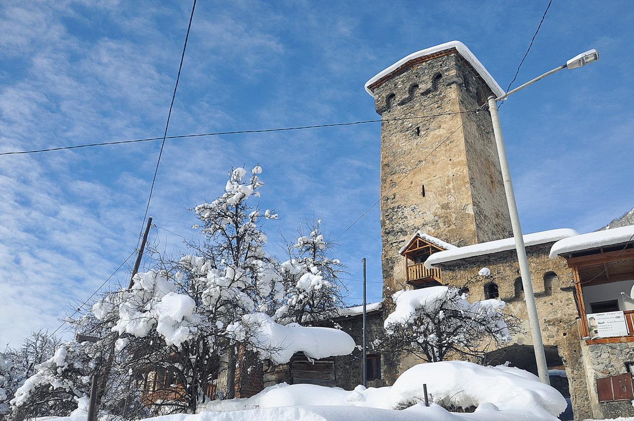 Teo Guesthouse And Camping In Mestia Exterior foto